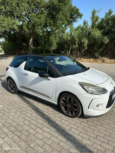 Citroën DS3 1.6 BlueHDi Sport Chic - 2