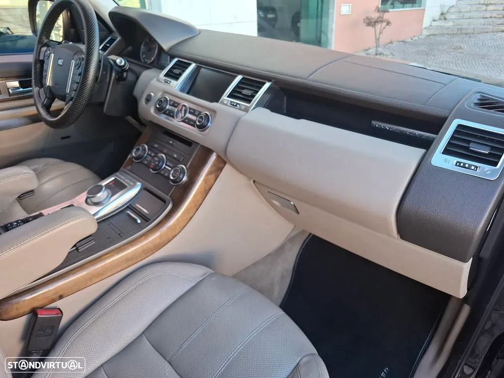 Land Rover Range Rover Sport 3.0 TDV6 HSE - 42