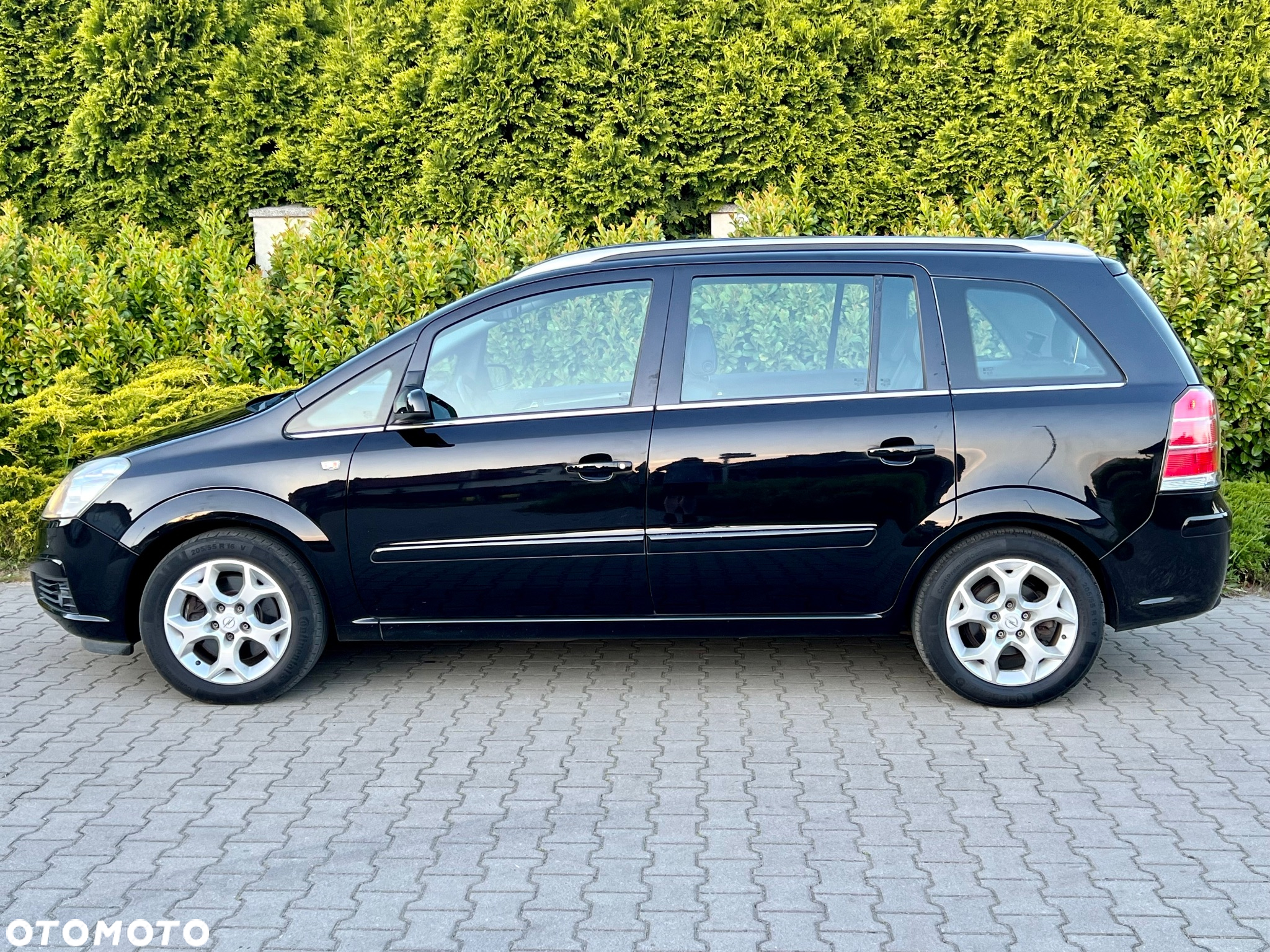 Opel Zafira 2.2 Automatik Cosmo - 38