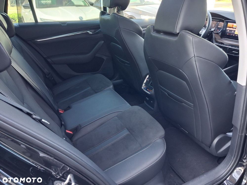 Skoda Octavia 2.0 TDI 4x4 Scout DSG - 10