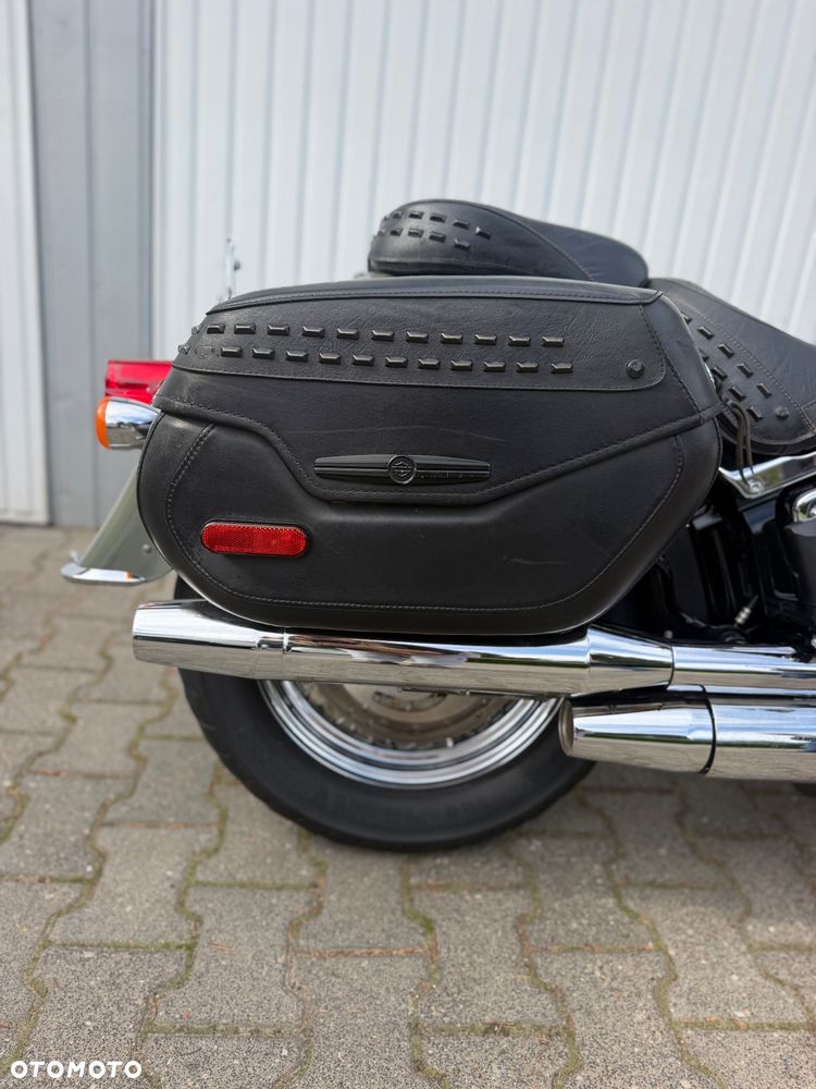 Harley-Davidson Softail Heritage Classic - 22