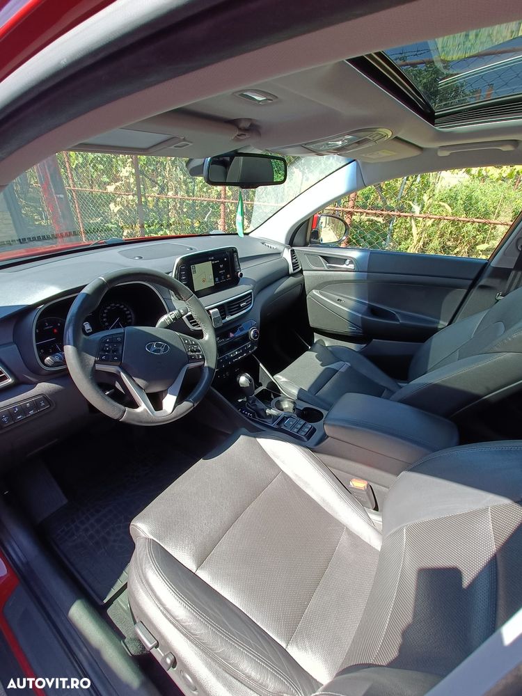 Hyundai Tucson 2.0 CRDI 4WD 8AT Luxury - 2