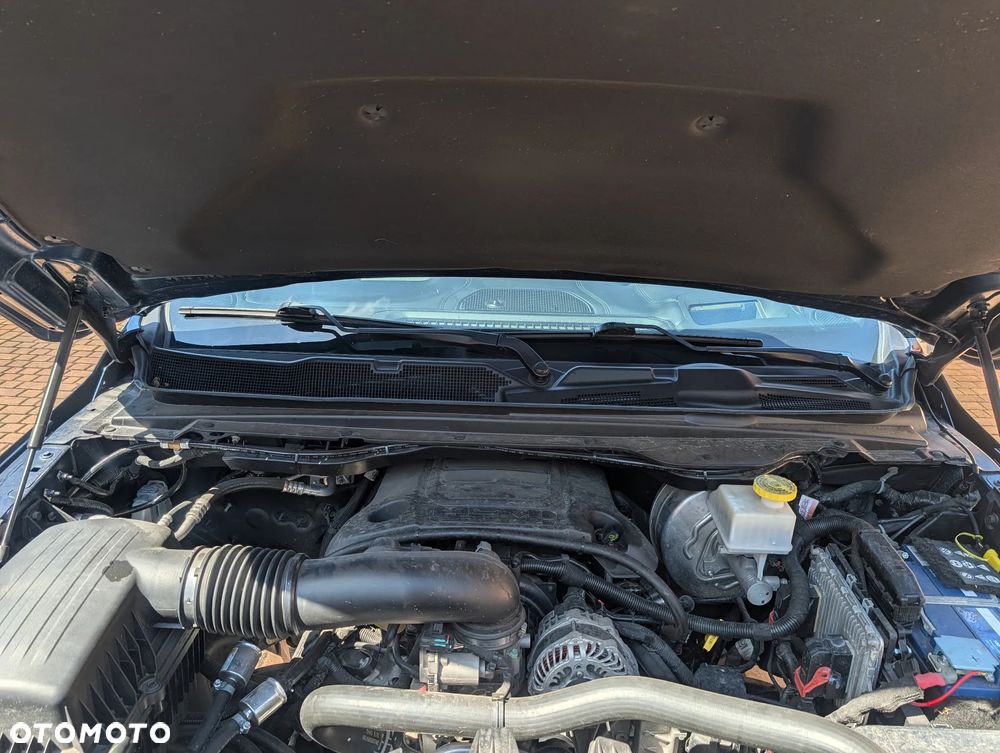 RAM 1500 Crew Cab Shortbed Bighorn - 4