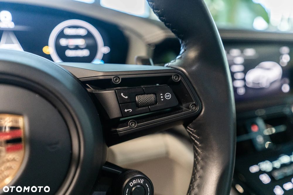 Porsche Panamera 4S E-Hybrid PHEV - 16