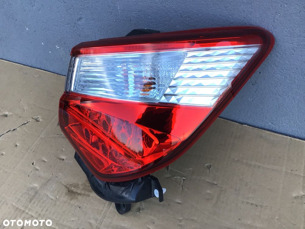Lampa tylna prawa Toyota Yaris lll 3 Lift Led - 2