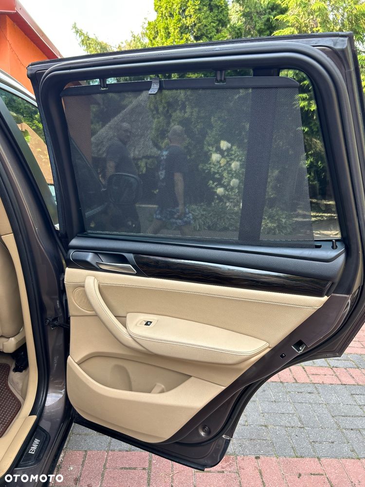BMW X3 xDrive20d - 14