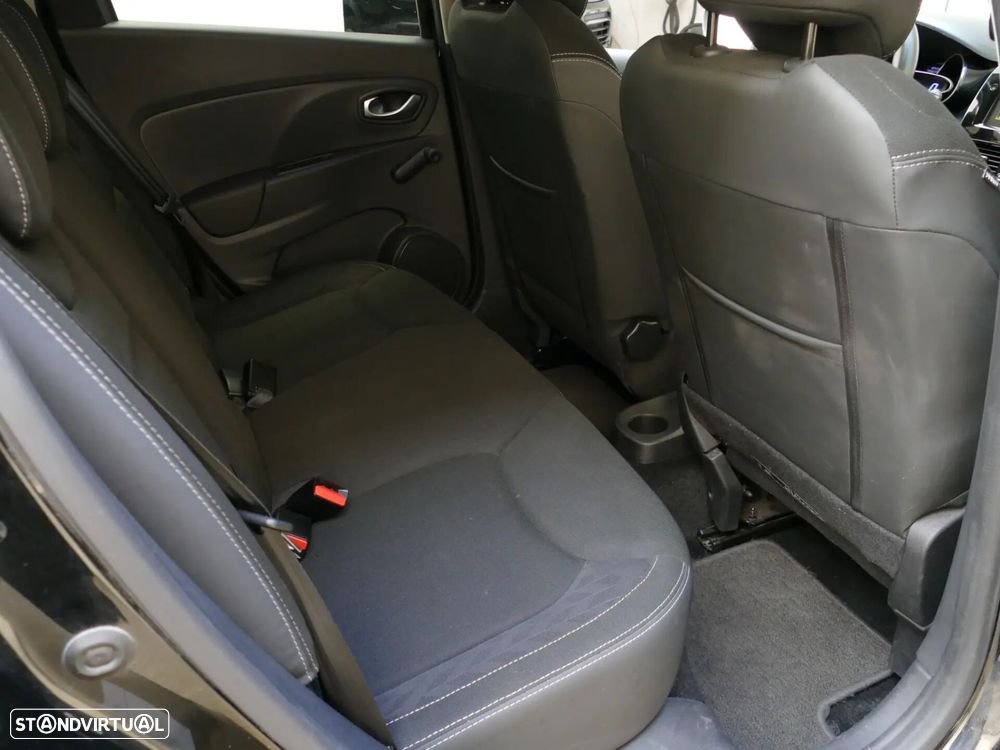 Renault Clio Sport Tourer 0.9 TCe Limited - 28