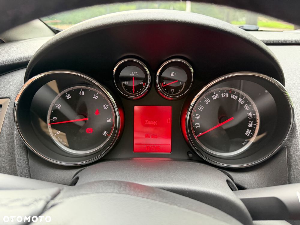 Opel Astra 1.4 Turbo Edition - 28