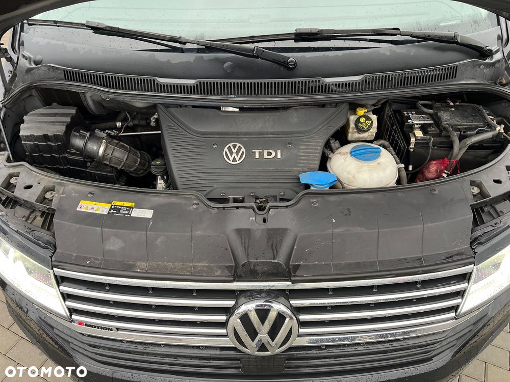 Volkswagen Caravelle - 28