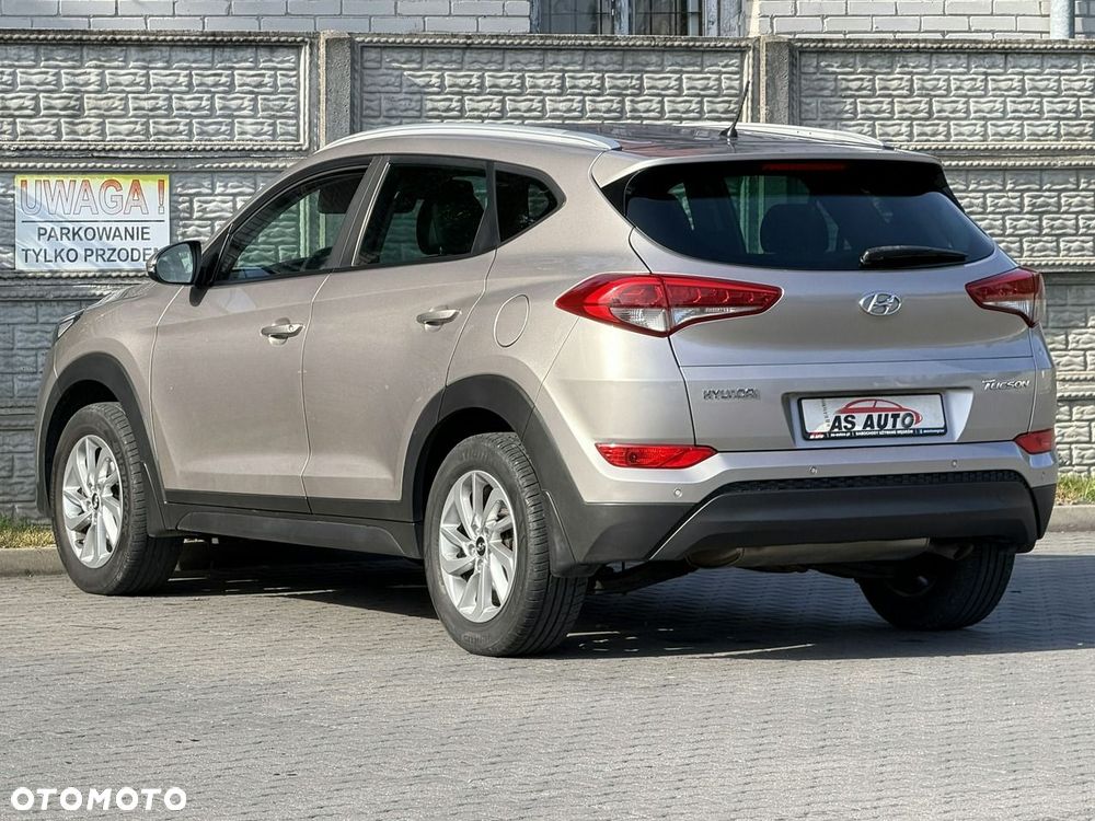 Hyundai Tucson blue 1.7 CRDi 2WD Style - 37