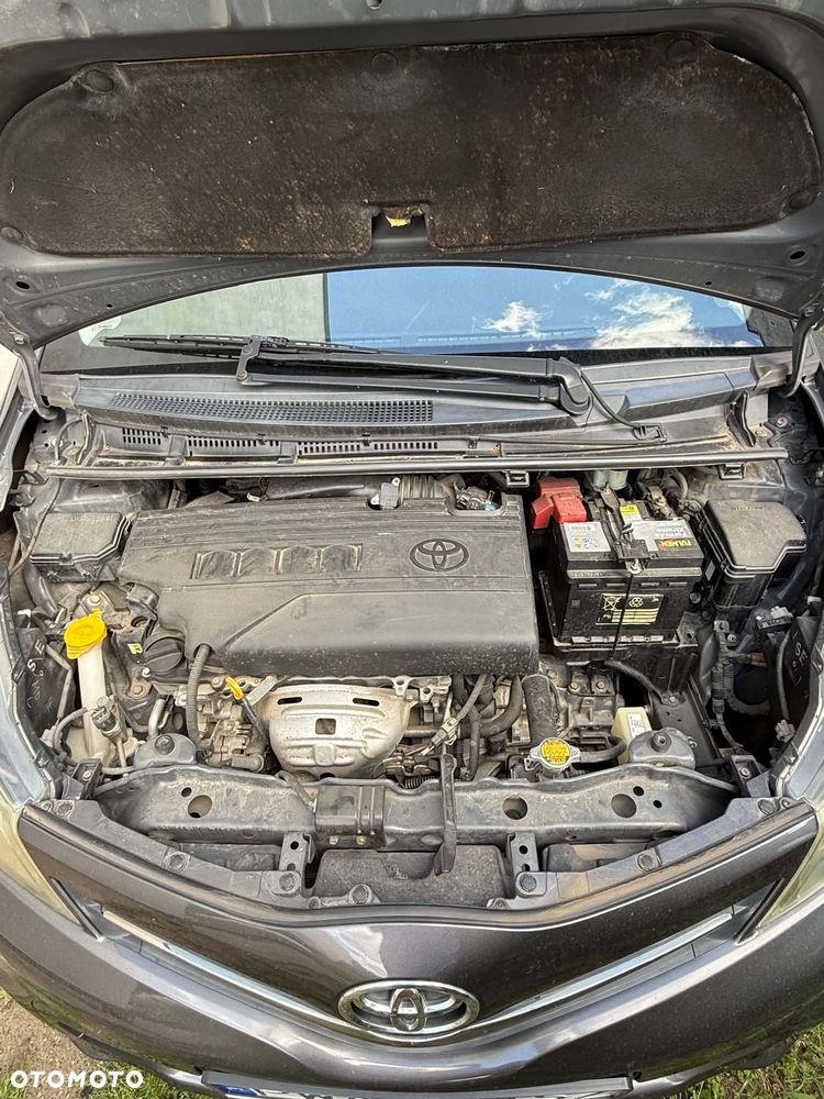 Toyota Yaris 1.33 Dynamic - 7