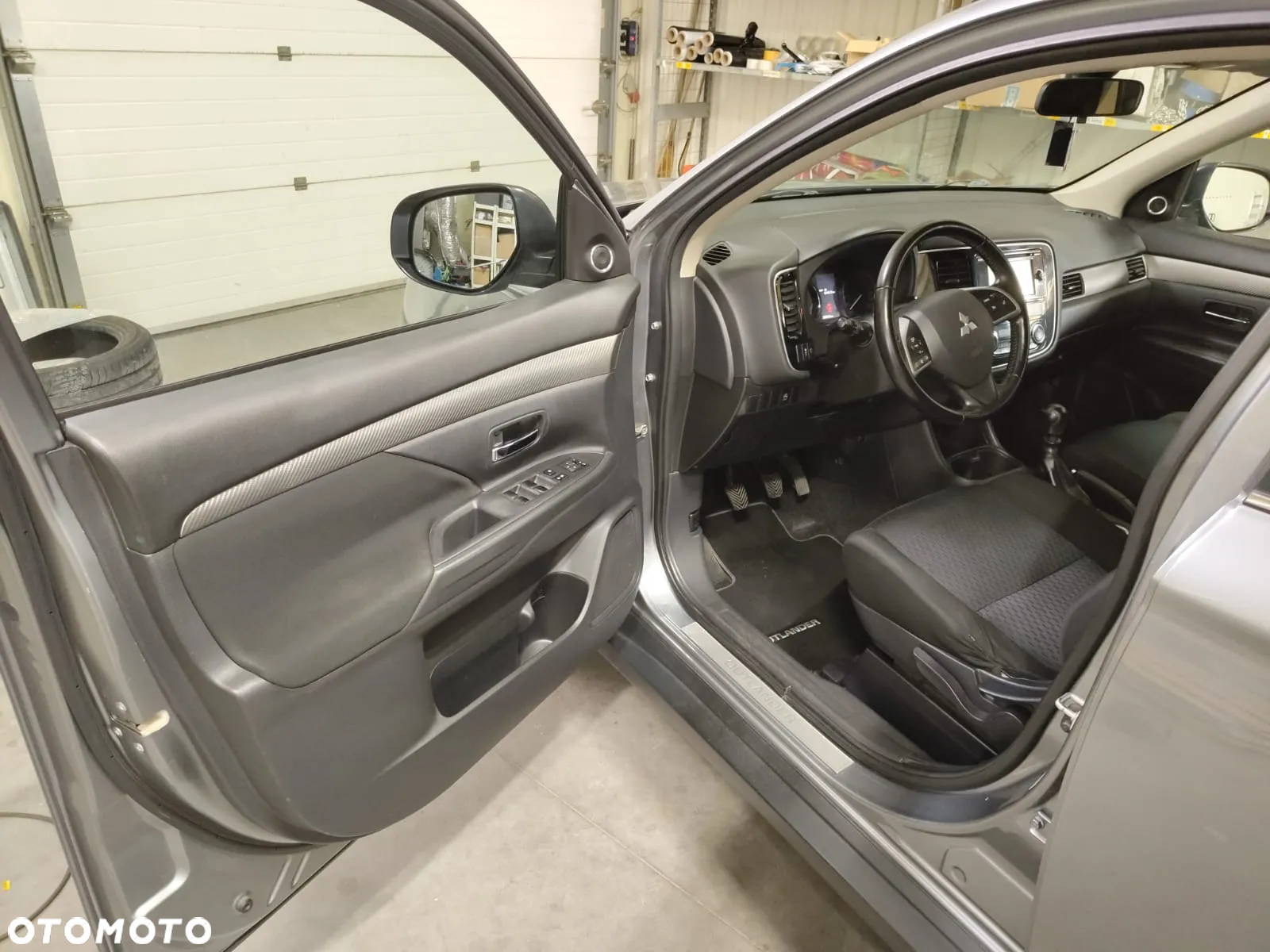 Mitsubishi Outlander 2.2 DID Intense - 8