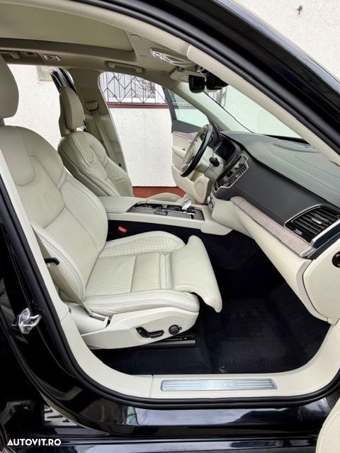 Volvo XC 90 - 21