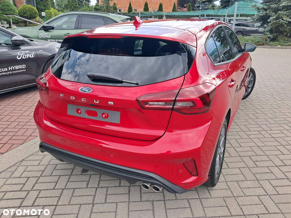 Ford Focus 1.0 EcoBoost mHEV ST-Line X - 13