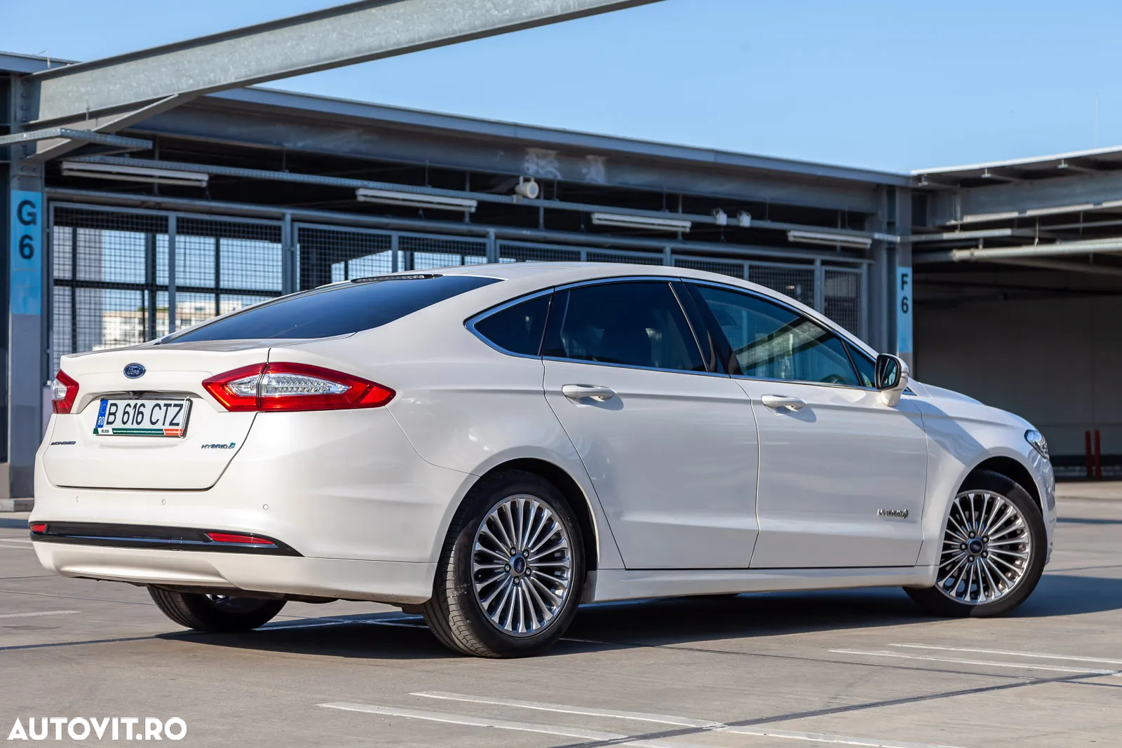Ford Mondeo 2.0 Hybrid - 6