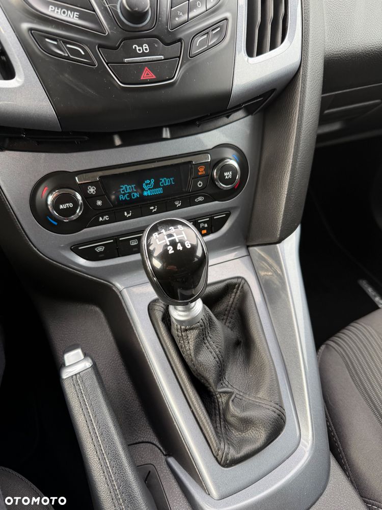 Ford Focus 1.0 EcoBoost Titanium - 15