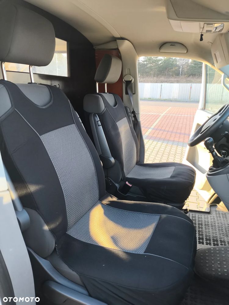 Volkswagen Transporter - 24