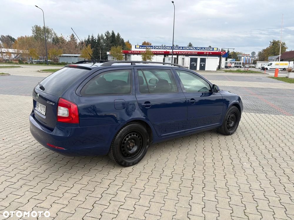 Skoda Octavia 1.8 TSI Family Plus - 12