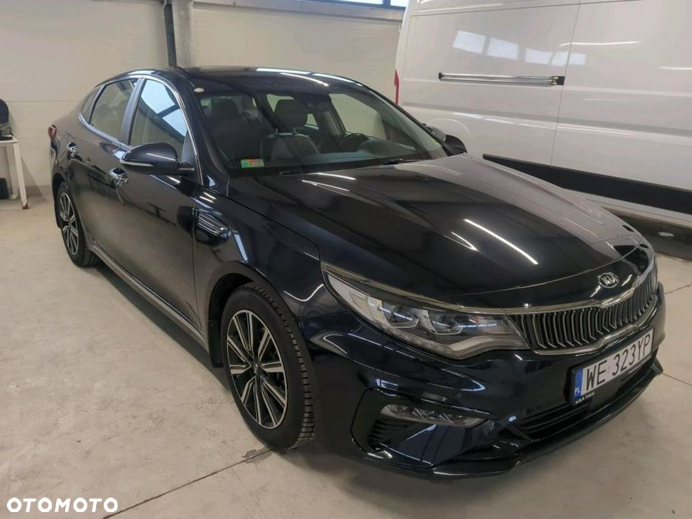 Kia Optima - 1