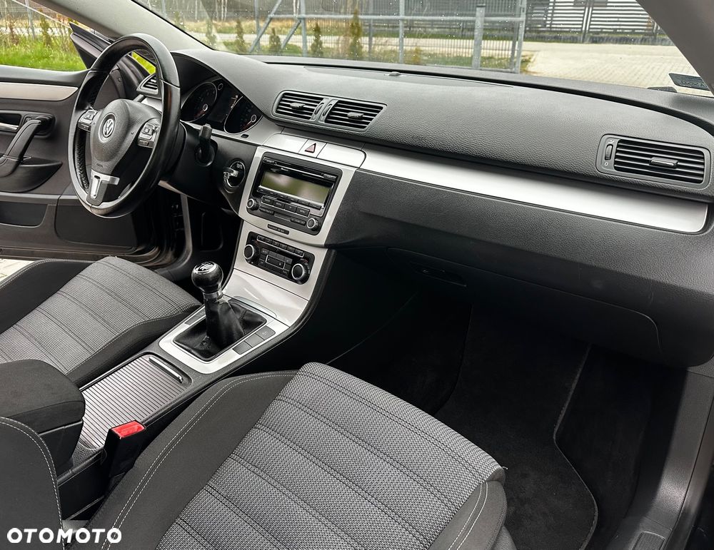 Volkswagen CC - 6