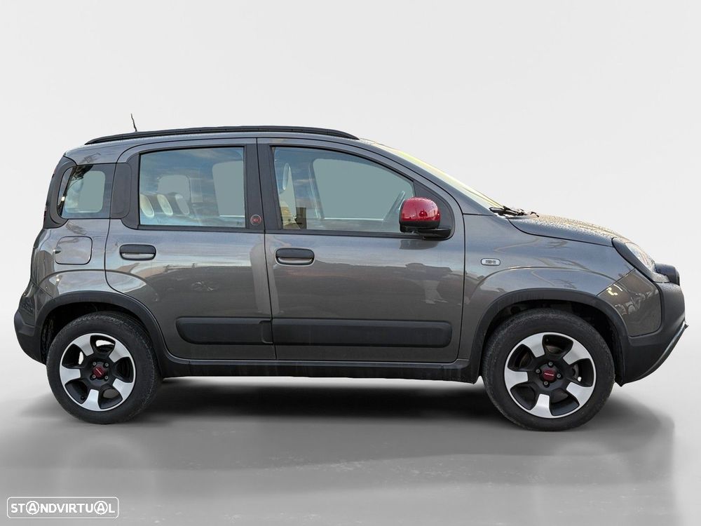 Fiat Panda 1.0 Hybrid (RED) — fotografia 6