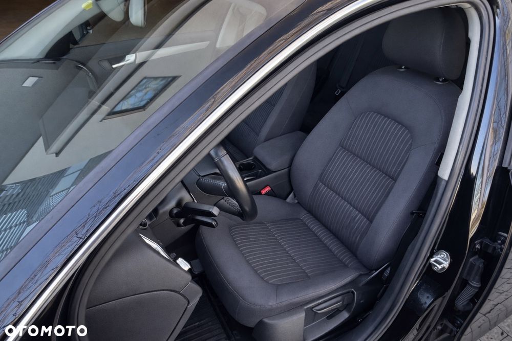 Audi A4 Avant 2.0 TDI Multitronic - 35