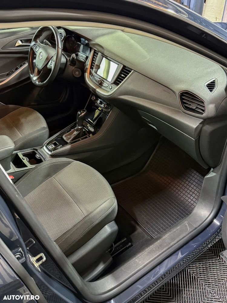 Opel Grandland X - 8