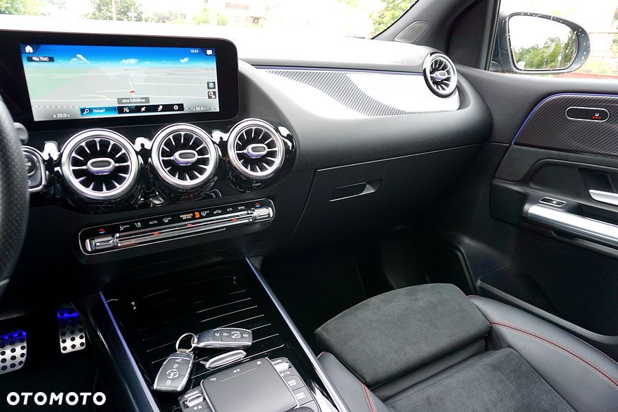 Mercedes-Benz Klasa B 180 7G-DCT AMG Line Advanced Plus - 17