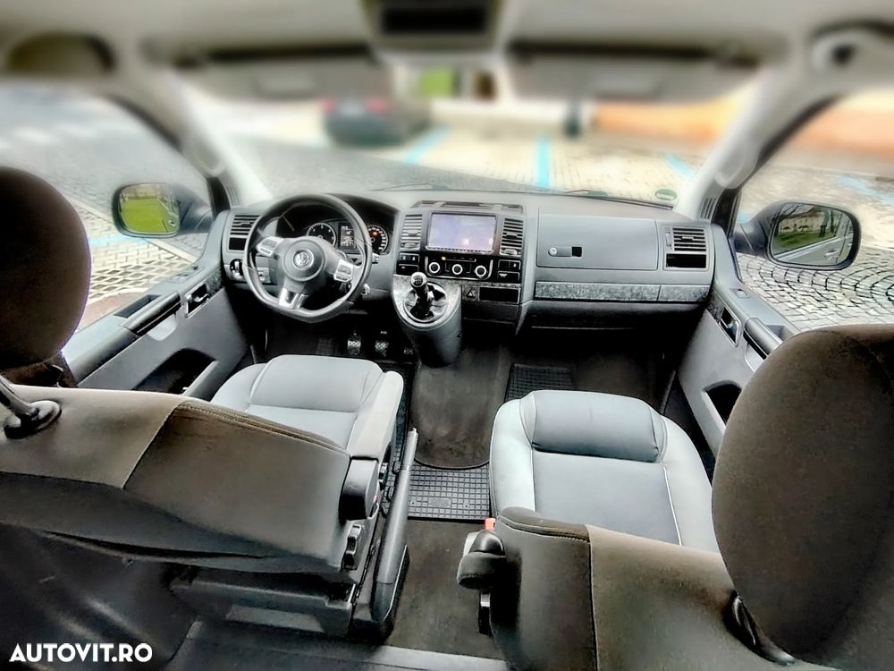 Volkswagen Multivan - 13
