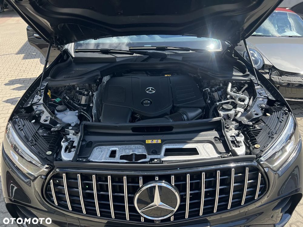 Mercedes-Benz GLC 300 e 4-Matic AMG Line - 12