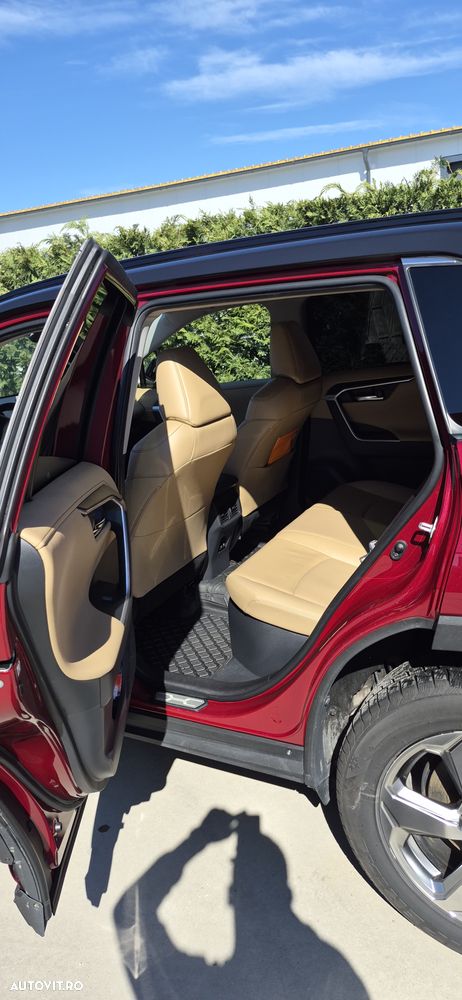 Toyota RAV4 2.5 VVT-iE 4x4 Luxury Plus - 8