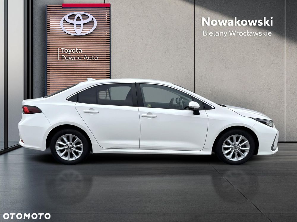 Toyota Corolla 1.8 Hybrid Comfort - 27