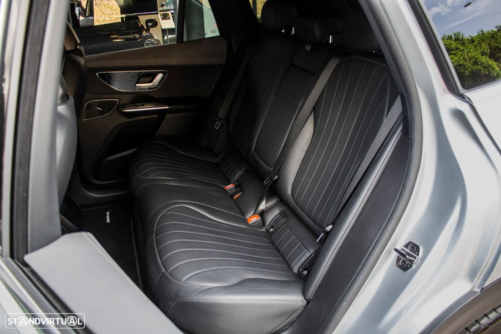 Mercedes-Benz EQE SUV 350+ - 28