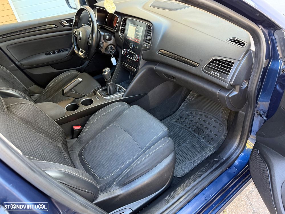 Renault Mégane Sport Tourer 1.5 dCi Zen ECO - 14