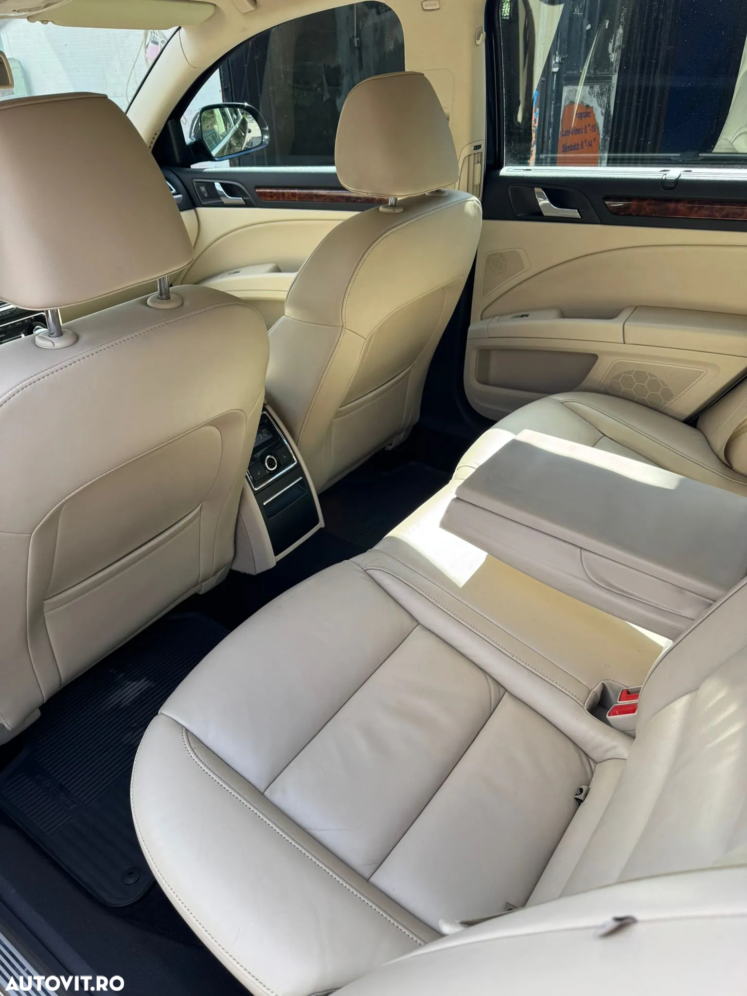 Skoda Superb 2.0 TDI 4x4 Elegance - 14