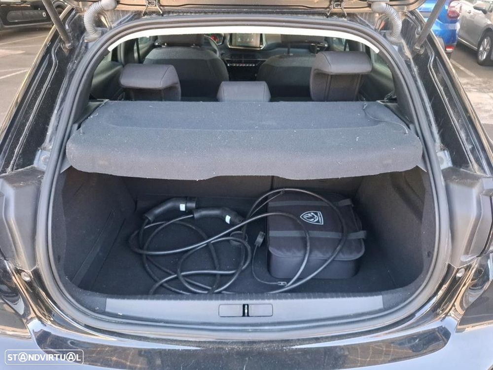 Peugeot e-208 50 kWh Active Pack - 7