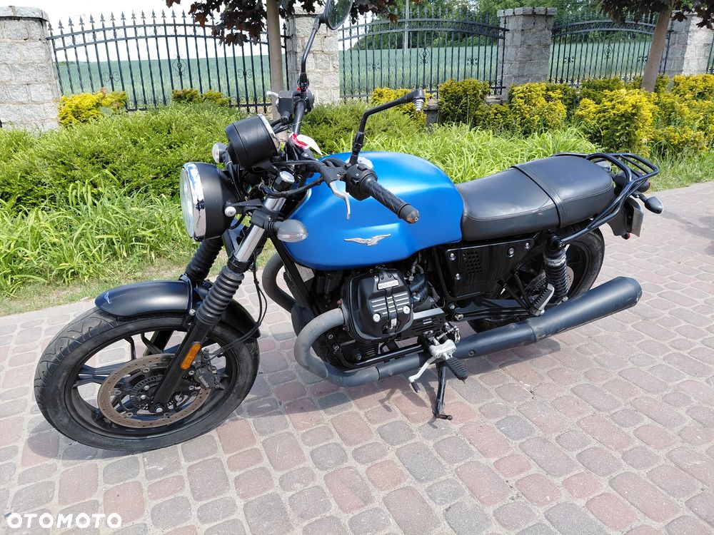 Moto Guzzi V7 - 2