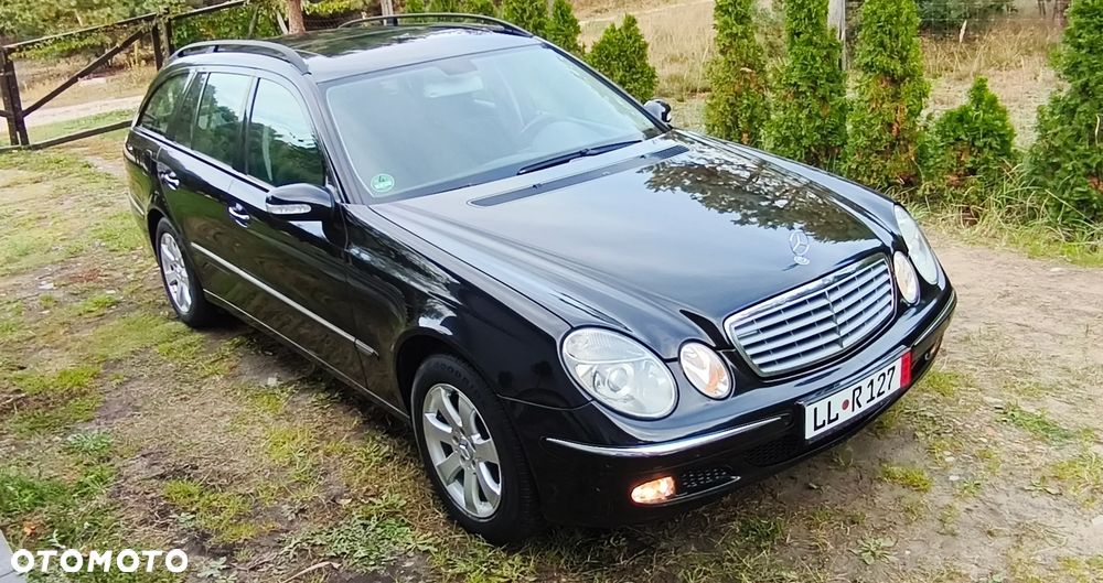 Mercedes-Benz E-Class 2003 photo 4