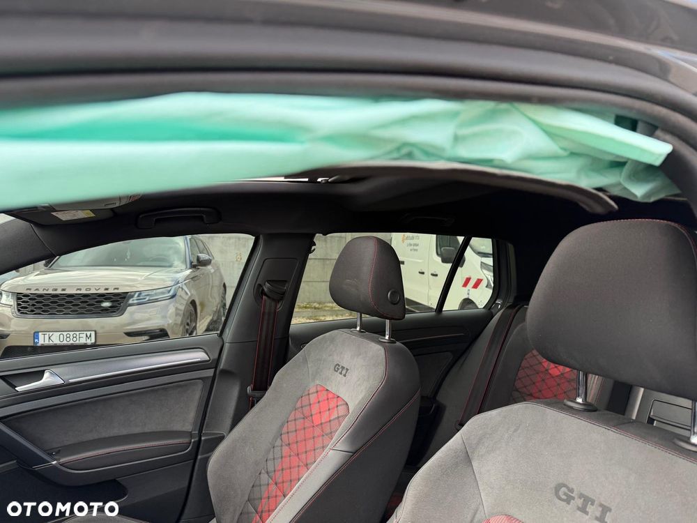 Volkswagen Golf GTI TCR 2.0 TSI OPF DSG - 32