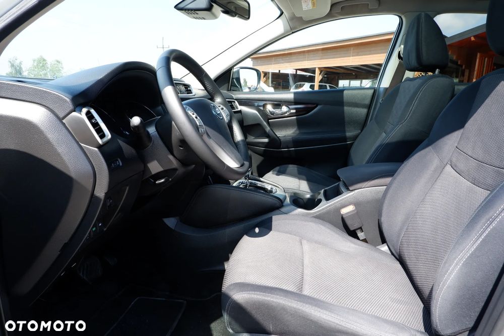 Nissan Qashqai 1.6 dCi Xtronic N-Connecta - 27