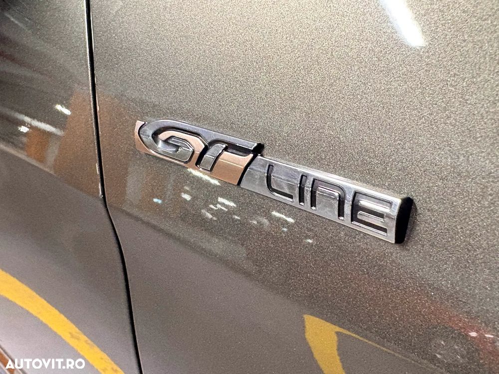 Peugeot 3008 1.2 PureTech 130 EAT8 GT - 24