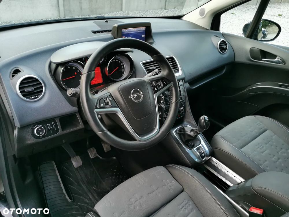 Opel Meriva - 9