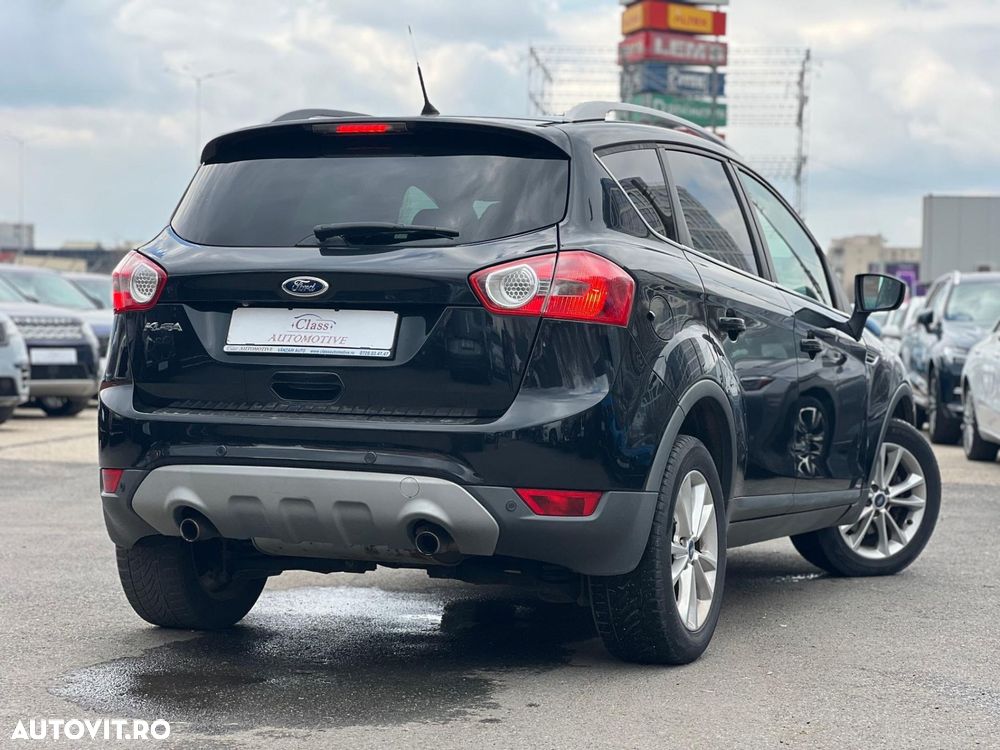 Ford Kuga 2.0 TDCi Powershift 4WD Titanium - 5