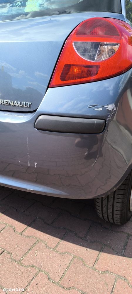 Renault Clio - 6
