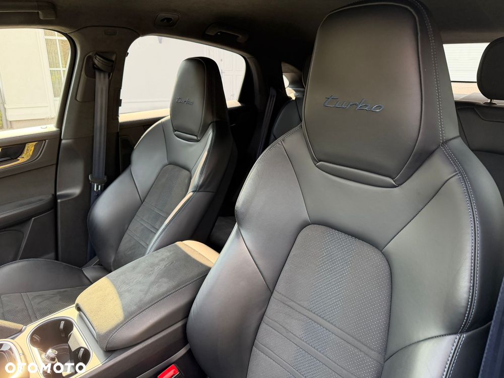 Porsche Cayenne - 14