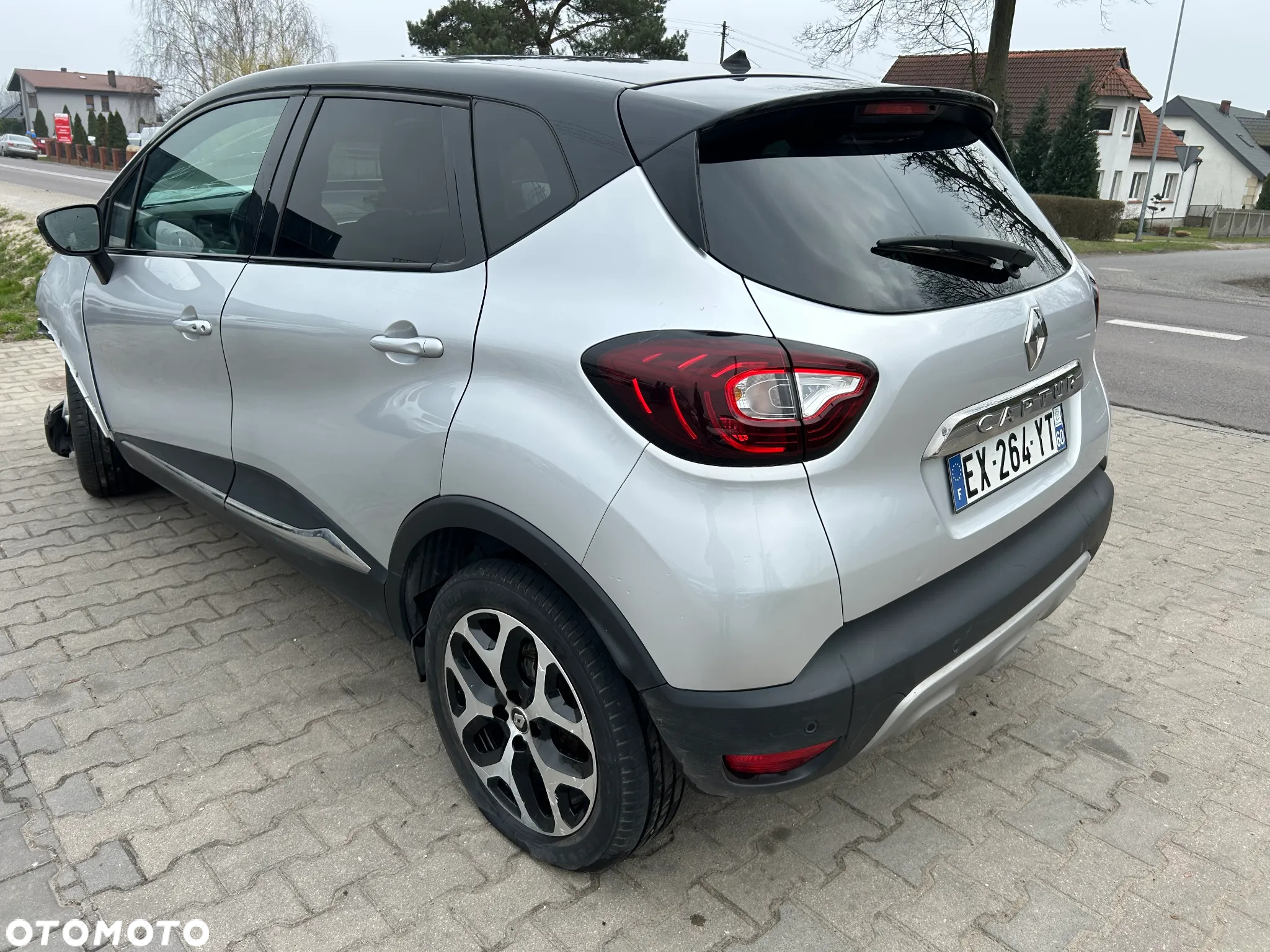 Renault Captur - 4