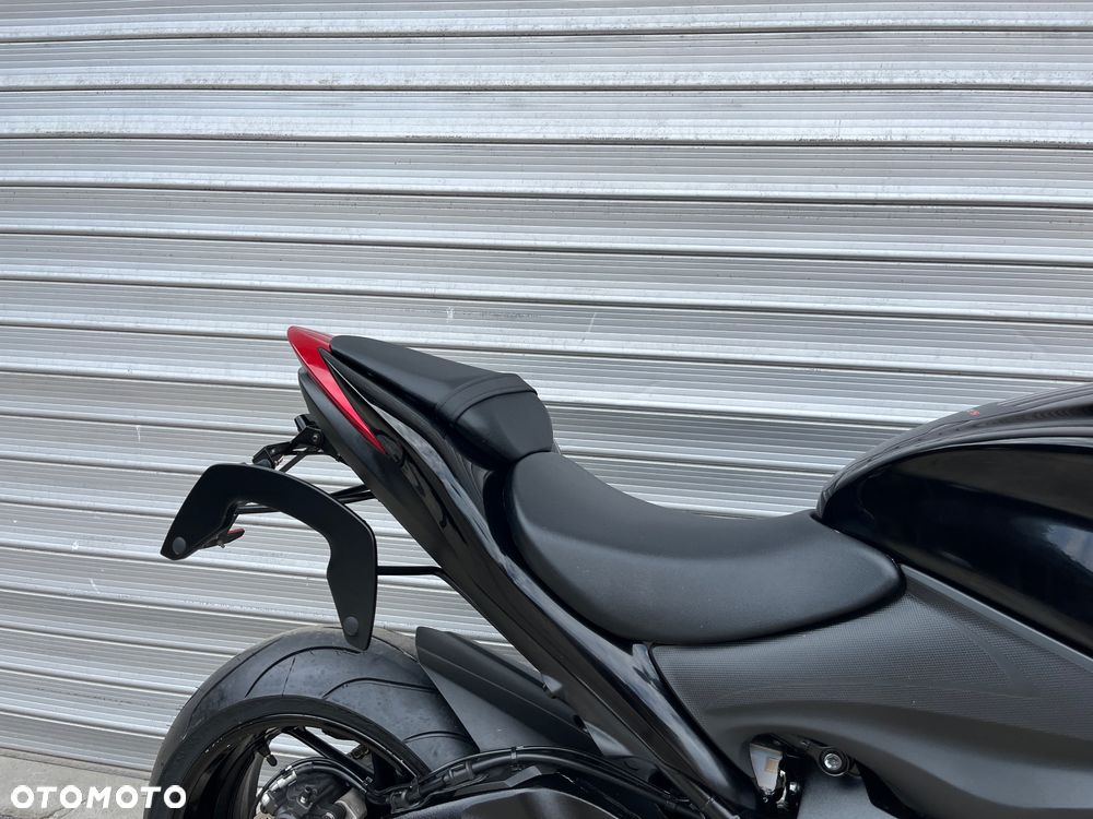 Suzuki GSX 1000 - 14
