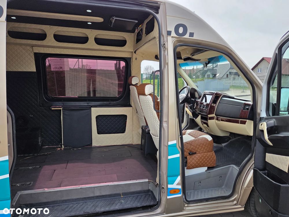 Mercedes-Benz Sprinter - 16