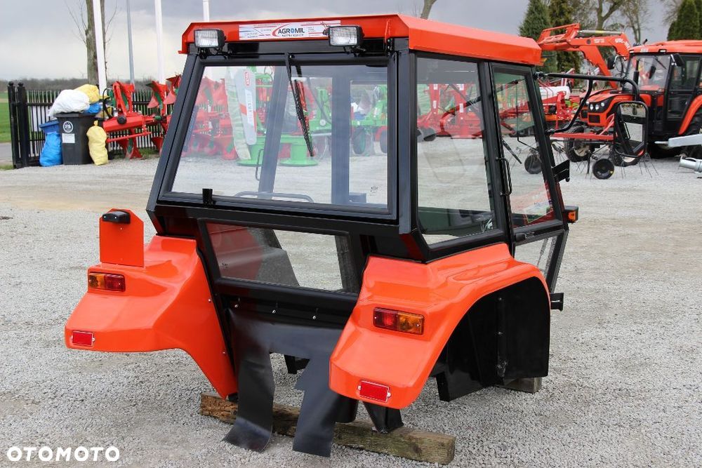 Kabina ursus z błotnikami C 360 C-C360-3P KOJA SMOLNIKI transport - 4