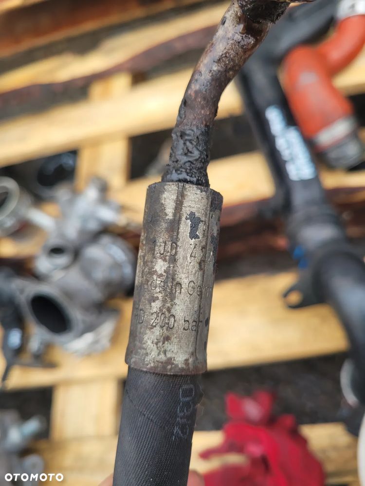 CZĘŚCI DO SILNIKA ASZ 1.9 TDI 130KM POMPA VACUM WSPOMAGANIA ZAWÓR EGR VW - 28